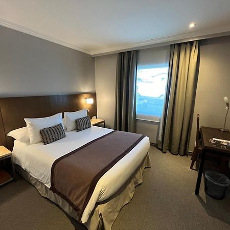 Hotel Martin Gusinde Puerto Natales Esterno foto