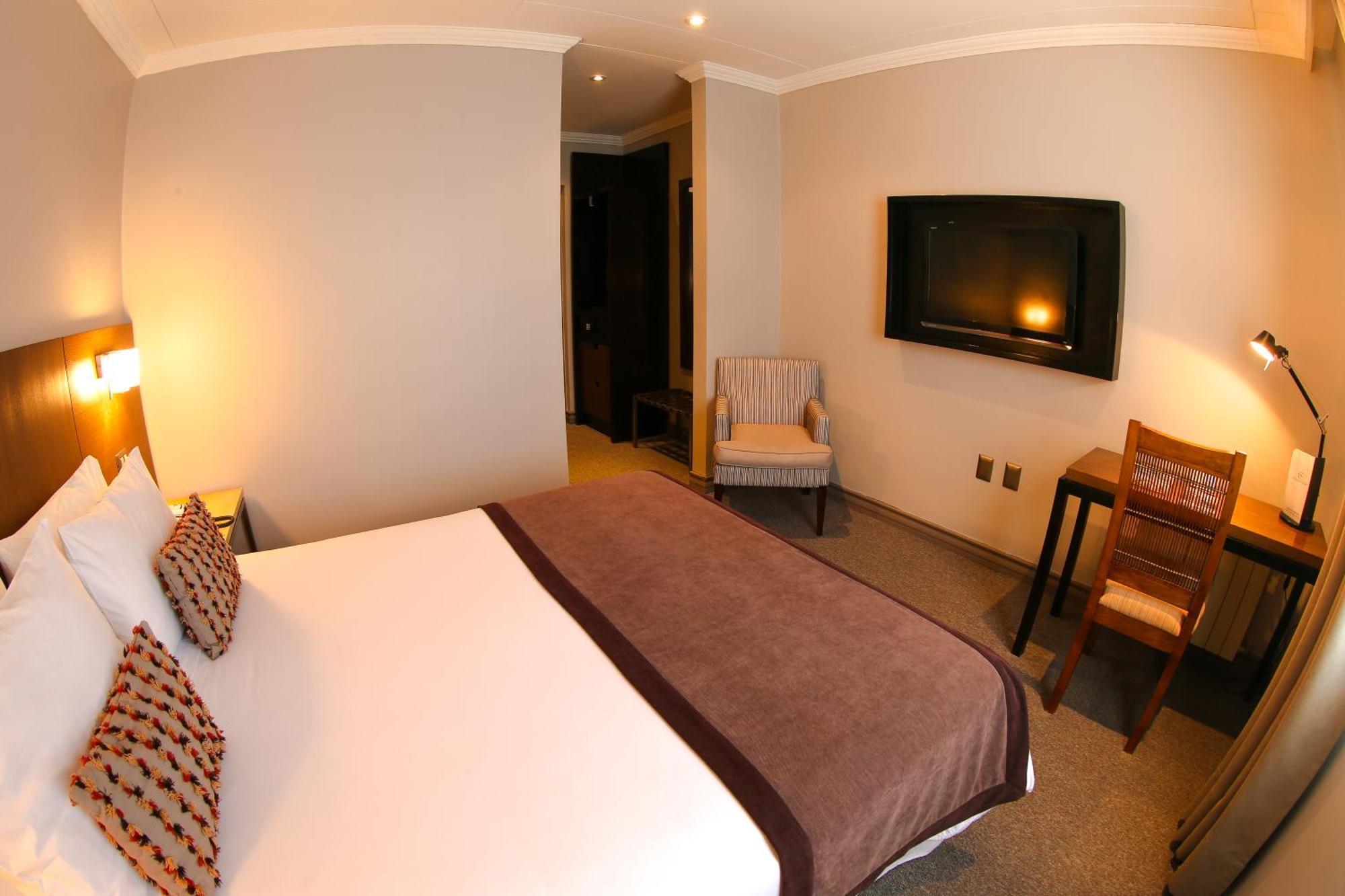 Hotel Martin Gusinde Puerto Natales Esterno foto